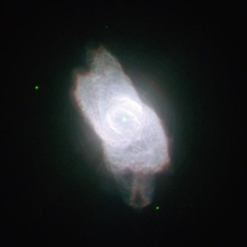 Планетарная туманность NGC 6572 в созвездии Змееносца, открытая В. Я. Струве