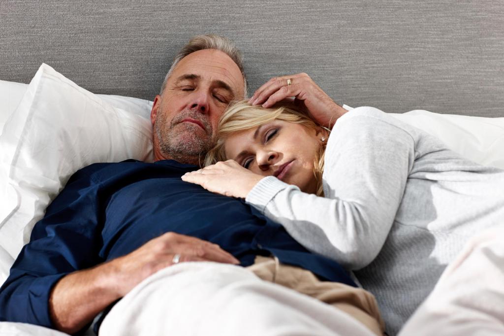 Мужчина и женщина в одной постели