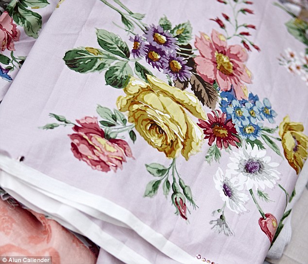 Sarah collected vintage fabrics long before she was on TV. She and a group of vintage trader friends now hold fairs in her barn. Her favourite place for sourcing stock is Ford Airfield car boot sale (fordairfieldmarket. co.uk) near Arundel. ‘Now I’ve finished filming the TV show I’m itching to get back to some treasure hunting,’ she says. See Sarah’s makes at sarahmoorehome. co.uk and visit etsy.com for more vintage fabrics