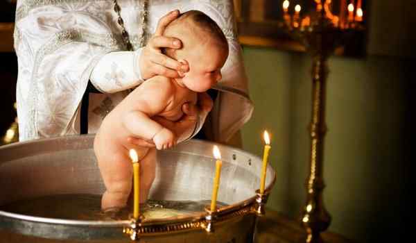 Православные молитвы при крещении ребенка
