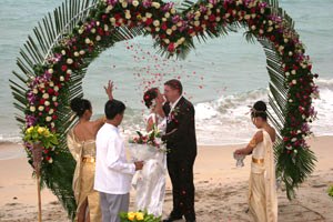 getting married in thailand